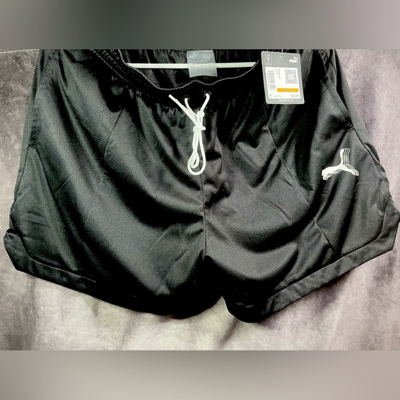 BNWT🚨 Puma track running athletic shorts size women’s small - Picture 6 of 6